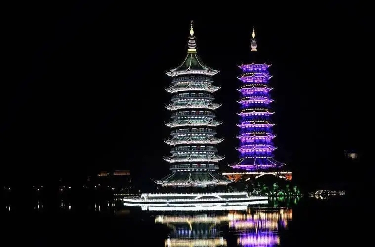 &#19975;&#35937;&#22478;&#45;&#19975;&#35937;&#22478;&#65288;&#20013;&#22269;&#65289;